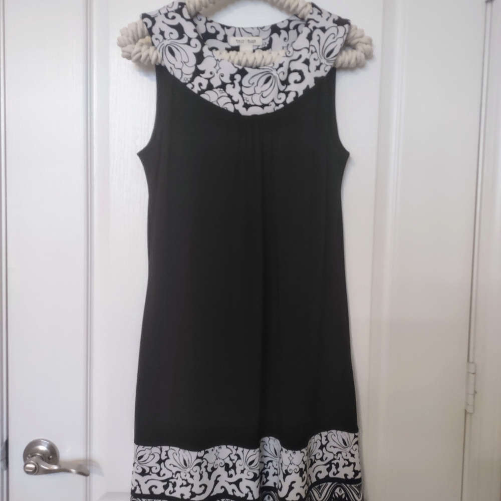 White House Black Market Monochrome Patterned Dress
